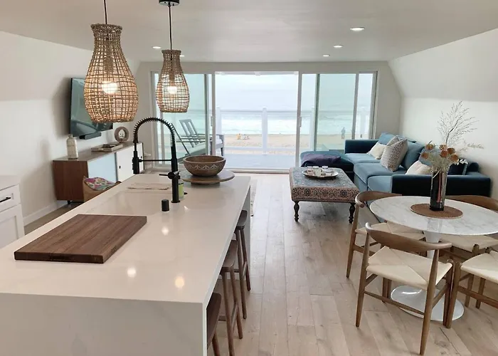 Oceanfront Penthouse On Sand - Epic Views/Sunsets!